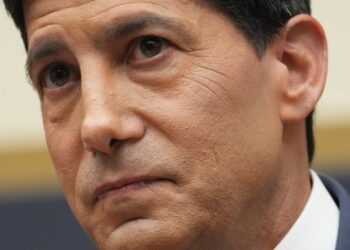 Warsh Set for Showdown With Trump as Fed Faces Pressure to Raise Rates
