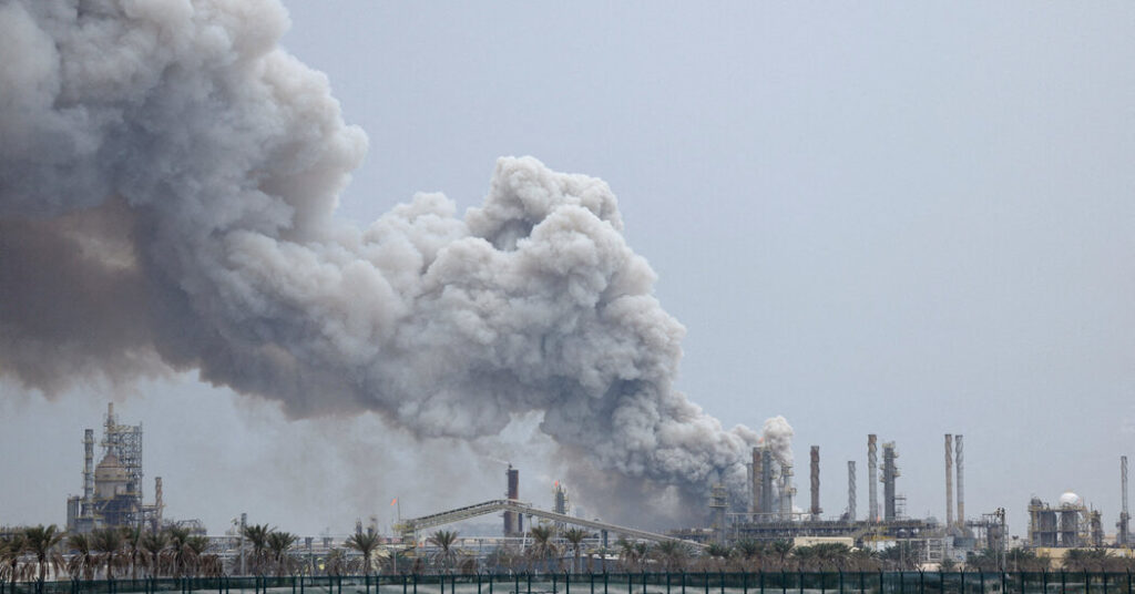 Gulf Arab States Explore New Options as U.S. Bases Fail to Deter Iran