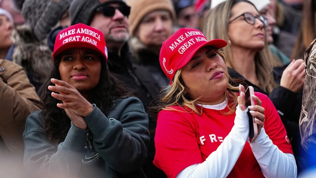 Republicans sense MAGA dam breaking but ‘they’re afraid of looking like idiots’: report