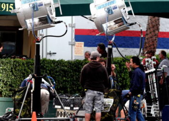 A federal tax credit could add 143,000 film and TV jobs, industry-commissioned study says