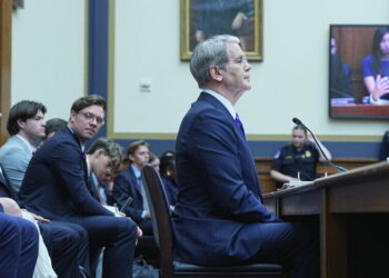 Bessent Defends Faltering Bond Market Intervention