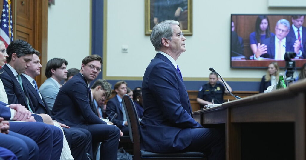 Bessent Defends Faltering Bond Market Intervention