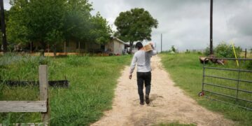 Baffling disease sending healthy, young Texas workers into kidney failure