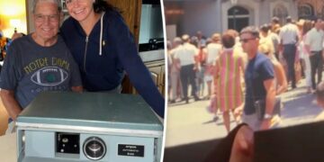 Disneyland fan spots ‘time traveler’ in trove of grandpa’s old park photos