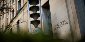 Secret DOJ push for reporter’s LinkedIn data alarms federal judges