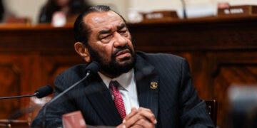 House Kills Bid to Impeach Trump as Democrats Split