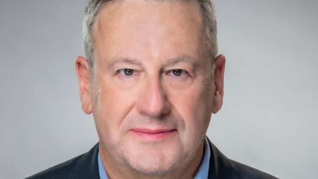 New York Times Revives Media Equation Column With Michael Hirschorn