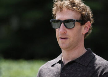 Mark Zuckerberg Takes Aim at Anthropic in Debate Over A.I. Slowdown
