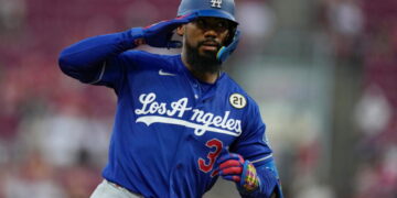 How Teoscar Hernández fixed his swing to help power Dodgers over the Reds