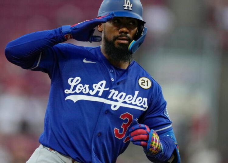 How Teoscar Hernández fixed his swing to help power Dodgers over the Reds
