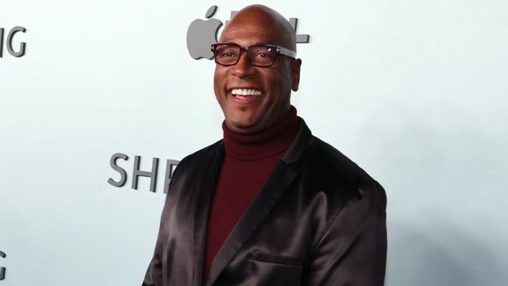 ‘Shrinking’ Crew Member Sues Warner Bros. for Wrongful Termination, Alleges EP Randall Winston Groped Her
