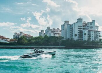 Billionaires are flocking to these 3 Florida localities—here’s how much they save in taxes