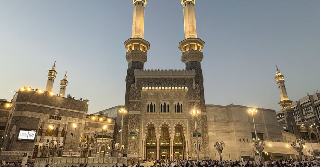Houthis Say They Downed a Saudi Fighter Jet and Deny Targeting Mecca