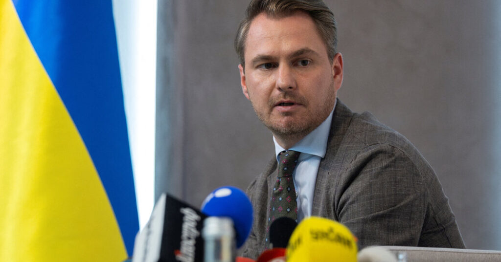 A Corruption Case Spawns Memes and Indignation Among Ukrainians