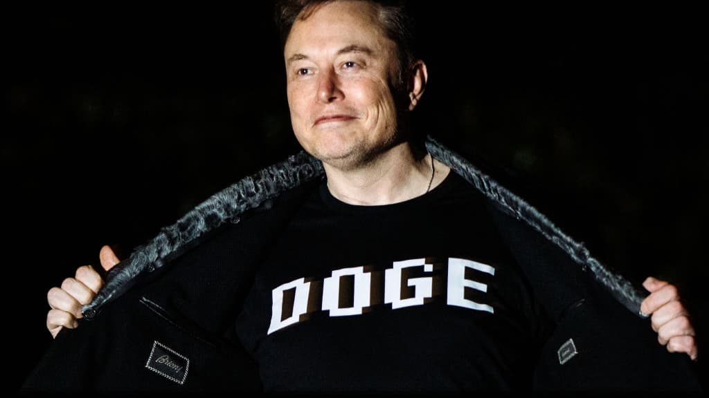 DOGE Initiative Resulted in Federal Employees Getting Paid Billions to Not Work, New Government Report Finds