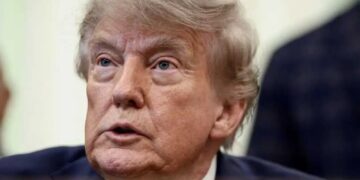 Trump’s next major scandal set to explode as report reveals ‘shocking’ trades: DC insider