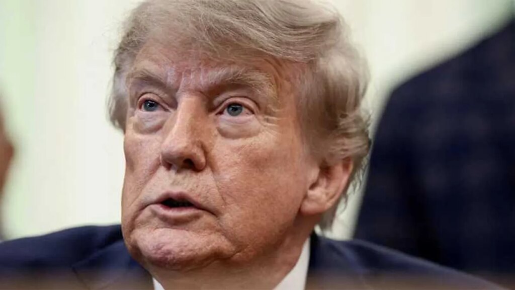 Trump’s next major scandal set to explode as report reveals ‘shocking’ trades: DC insider