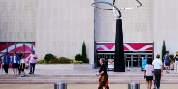 Trump Administration Outlines Plan for Signs Outside Smithsonian Museum