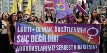 Turkey Begins Broad Crackdown on L.G.B.T.Q. Community