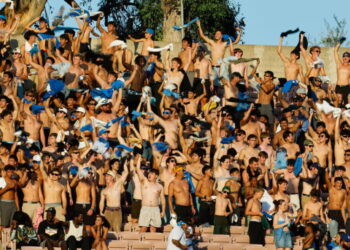 UCLA to give all students free tickets to home football, basketball games