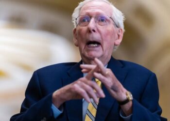 Mitch McConnell Looks Pretty Scary Now That He’s Back, and Doctors Are Worried He Could Drop Dead