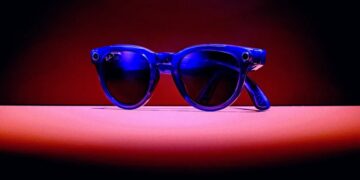 Zuckerberg’s Pervert Glasses Have Been So Publicly Shamed That Meta’s Reportedly Now Working on a Version With No Camera