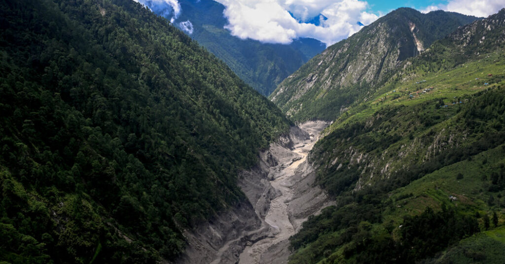 Warming Played ‘Very Strong’ Role in Himalayan Floods, Study Finds