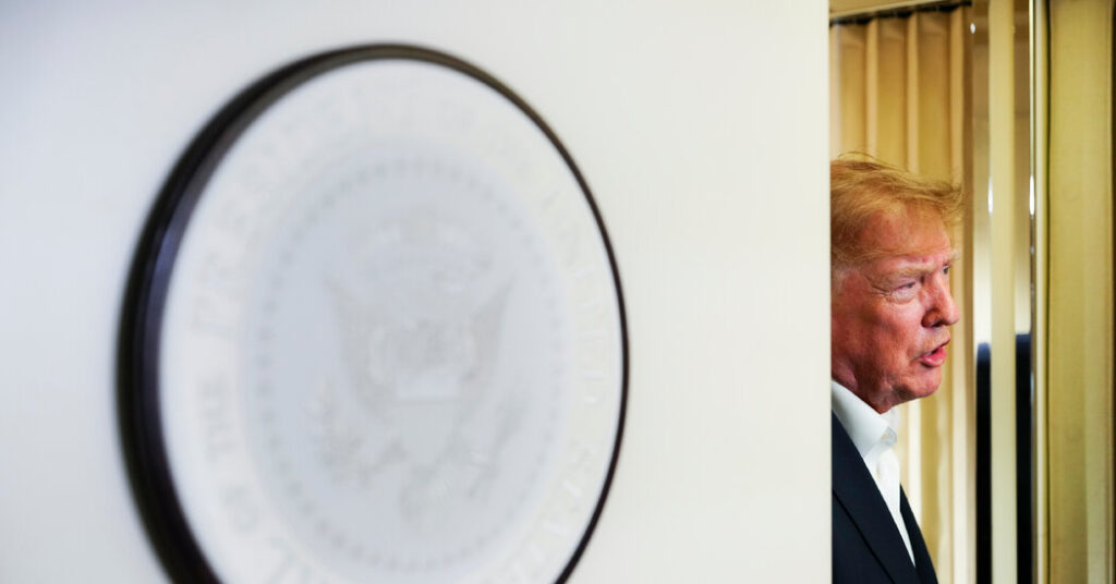 Trump Renews Attacks on Fed After Rate Increase
