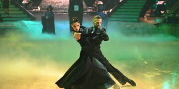 ‘DWTS’ Premiere Night 2: Maura Higgins Stuns Judges With ‘Traitors’-Inspired Foxtrot