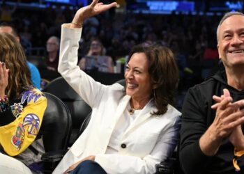 The quiet campaign to stop Kamala 2028 is growing louder