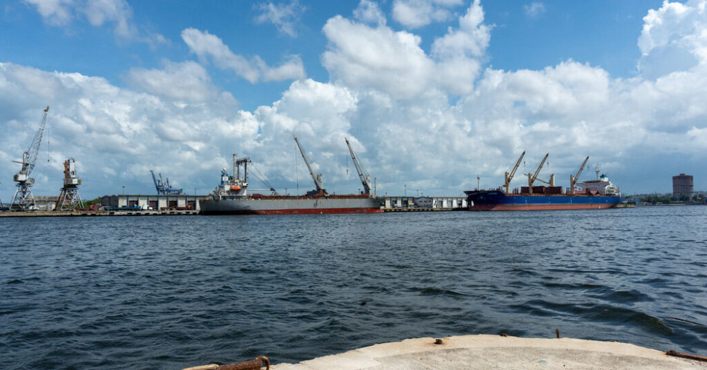 Trump’s Economic Vise Leaves Cubans Desperate for Food and Medicine