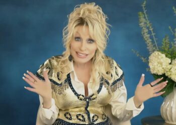 Dolly Parton posthumously accepts Lifetime Achievement Award in video recorded before death