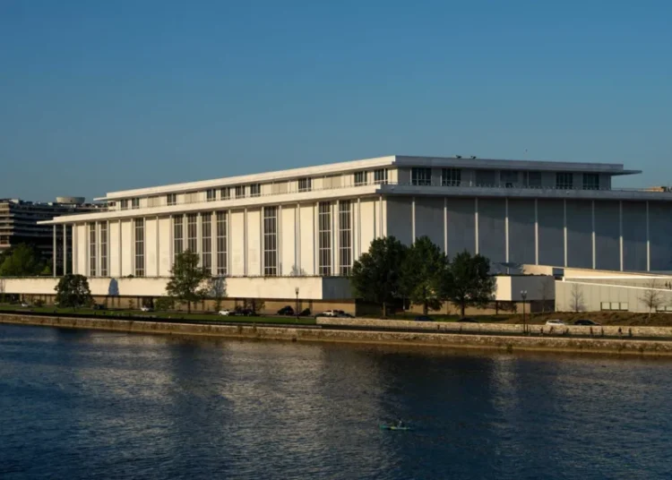 Trump makes wild Kennedy Center claim in under-the-wire filing: ‘We have seen warnings’