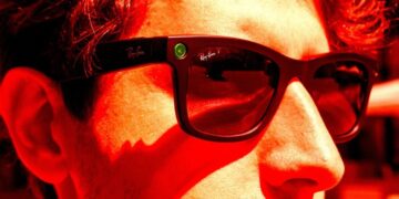 Influencers Are Using Meta’s AI-Glasses to Film Manipulative Feel-Good Slop of People in Public