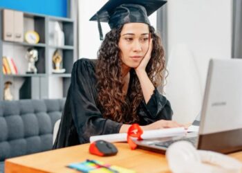 College grads shut out of AI-exposed majors since 2022 are ending up in retail and food service instead of the white-collar jobs they studied for