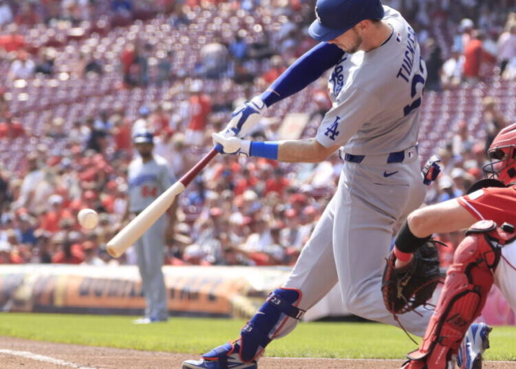 Dodgers breeze past Reds to clinch 13th NL West division title in 14 years