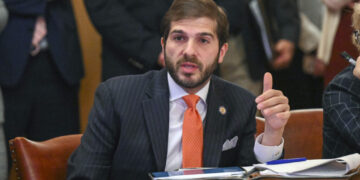 ‘We told you so’: Key New York lawmaker calls for more AI rules