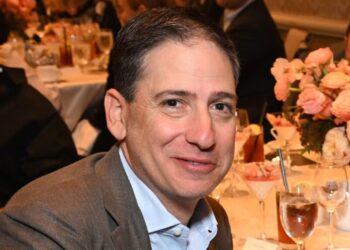 Eric Schrier Exits Disney Role as President of DTC International Originals for Producing Deal