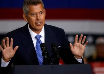 Donors to Sean Duffy’s son-in-law keep winning big DOT contracts: report