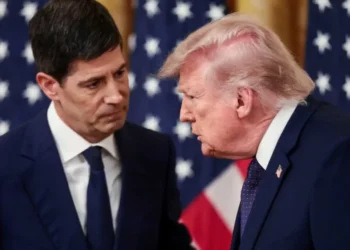 ‘Things just got awkward!’ Analyst spots alarming ‘contrast’ between Trump and Fed chief