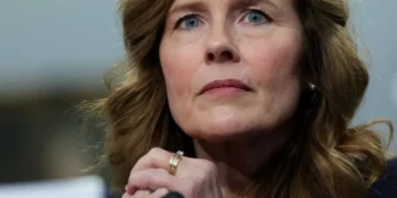 Amy Coney Barrett deflects question about Trump threatening justices