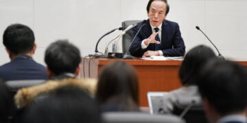 Japan Raises Interest Rates in a Decision Muddied by U.S. Pressure