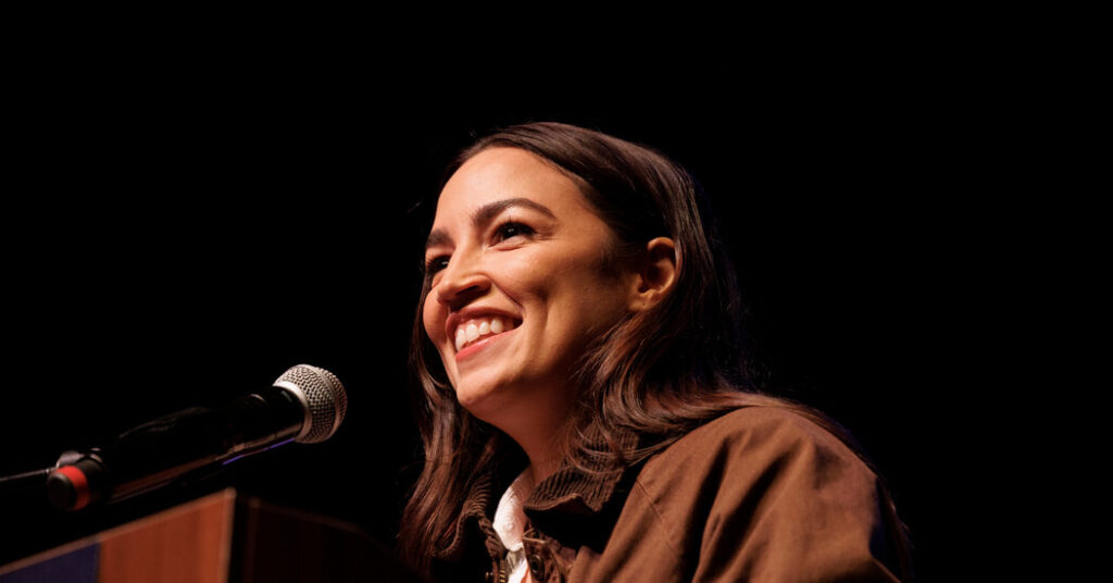 Ocasio-Cortez Donates to New York Democrats, Will Barnstorm State Ahead of Midterms
