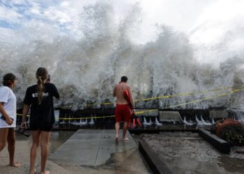 It Still Feels Like Summer in Parts of the US. Blame El Niño