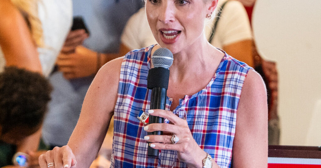 A Republican ‘Minivan-Driving Mom’ Swerves Away From the Trump Brand