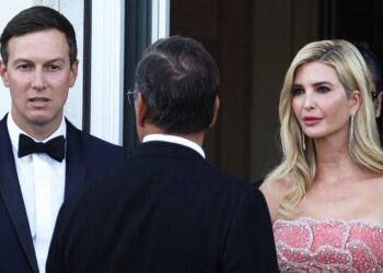 Drooling Putin can’t believe brain-dead Jared Kushner’s breathtaking gift
