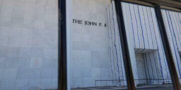 Trump’s blatant Kennedy Center lies unmasked with release of new tax returns: report