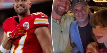 Newlyweds Taylor Swift and Travis Kelce snap sweet selfie after Chiefs win
