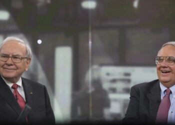 Meet Warren Buffett’s son Howard, a former sheriff, war photographer, and now, Berkshire’s new chairman
