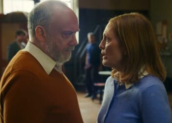 ‘The Debut’ Review: Julianne Moore and Paul Giamatti Hog the Spotlight